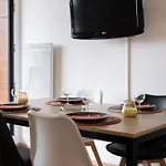 Le Rubens - Appartement 2 Chambres - 6 Personnes - Parking - Metro
