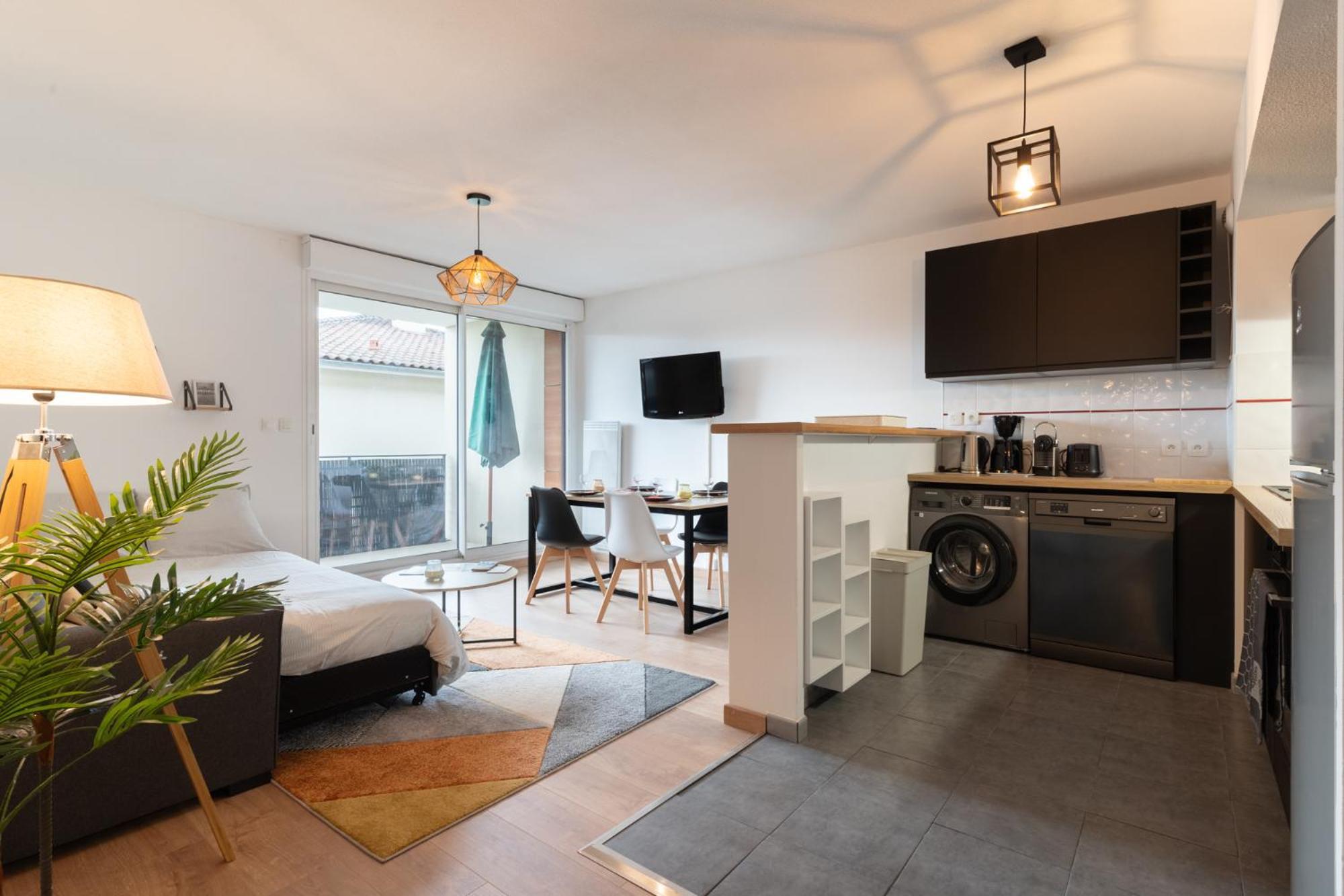 Apartment Le Rubens - 2 - 6 Personnes - Parking - Metro *